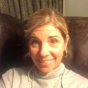 Meet your Posher, Leigh